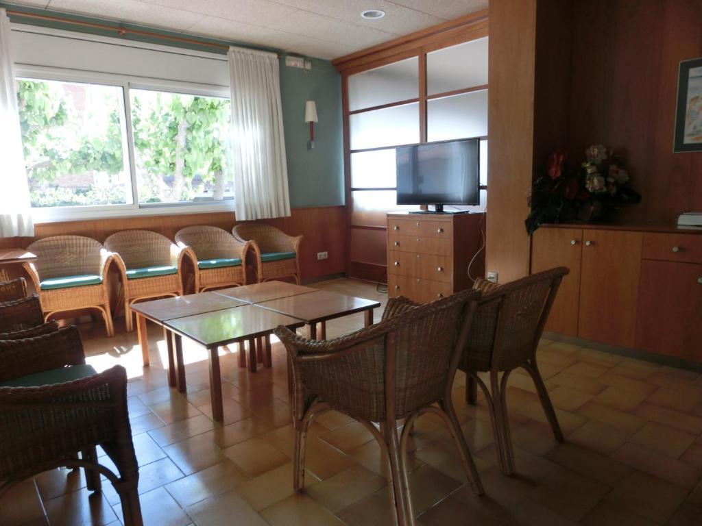Hotel Can Catala L' Escala Εξωτερικό φωτογραφία